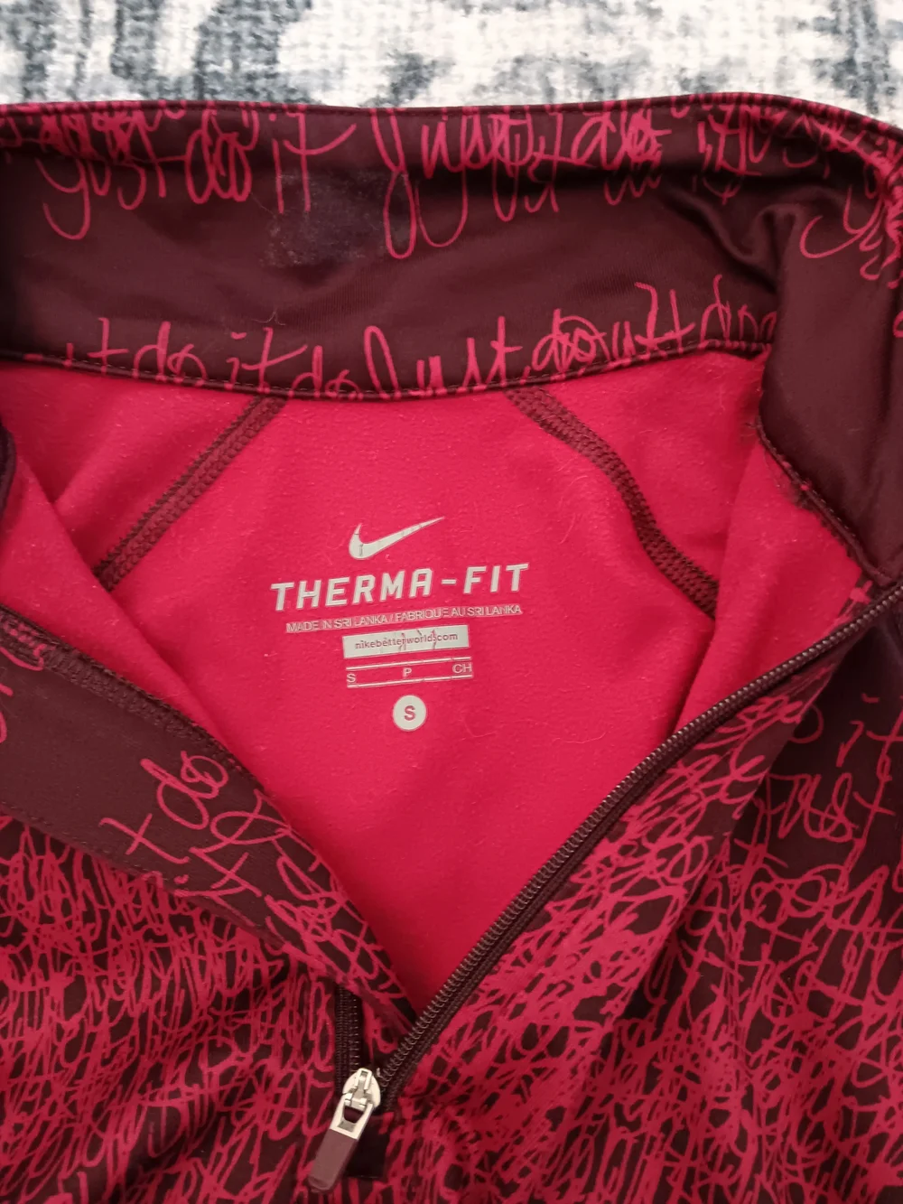 Nike Women’s Therma-Fit Long Sleeve Half-Zip Pullover - Red Size Small